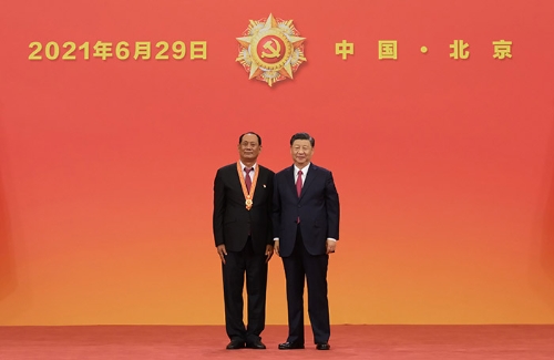 庆祝中国共产党成立100周年“七一勋章”颁授仪式在京隆重举行