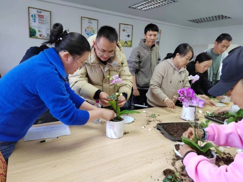 _cgi-bin_mmwebwx-bin_webwxgetmsgimg__&MsgID=<span style='background-color:;'>840221100470031930</span>6&skey=@crypt_ca6a941a_c0b8e530f66914b1d6a1f3b760d74a9d&mmweb_appid=wx_webfilehelper